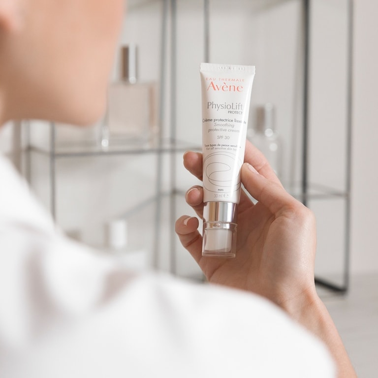 Avene PhysioLift Protect Крем выравнивающий SPF 30 30 мл