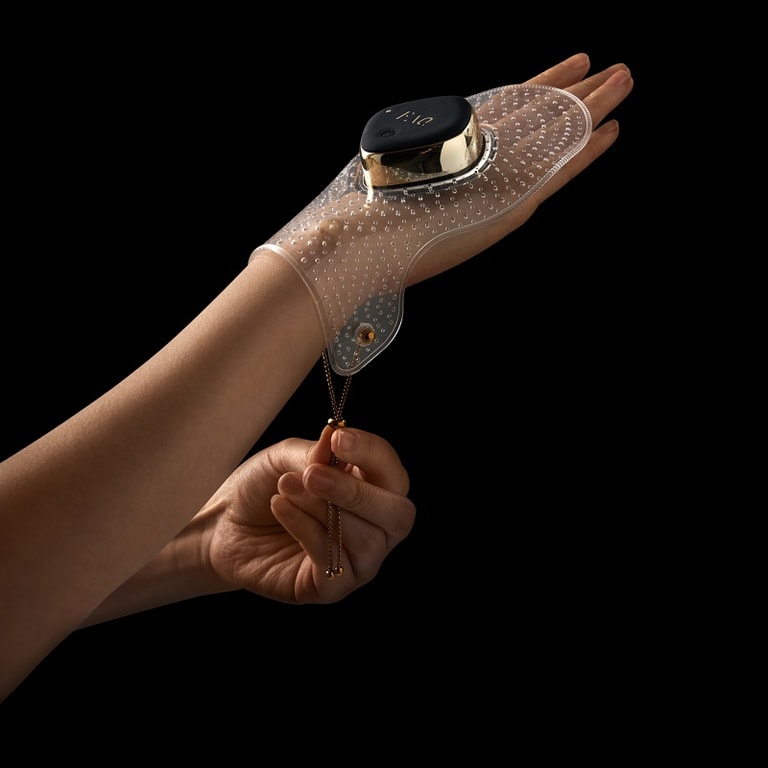 Foreo FAQ 221 LED-Маска для рук ультралегкая с 7 типами света