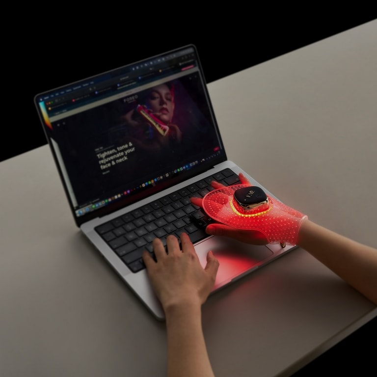 Foreo FAQ 221 LED-Маска для рук ультралегкая с 7 типами света